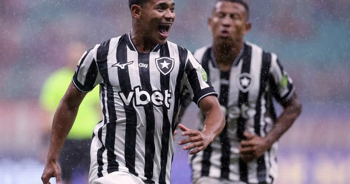 Danilo, Álvaro Montoro, Danilo Pereira, Arthur Cabral, Gabriel Batista, Vitinho, Ferraresi, Justino, Alex Telles, Huguinho e Cristian Medina: a provável escalação do Botafogo para o próximo jogo do Brasileirão