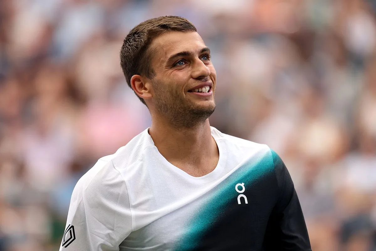 Флавио Коболли отыгрался с 0:2 по сетам и вышел во второй круг US Open — 2026
