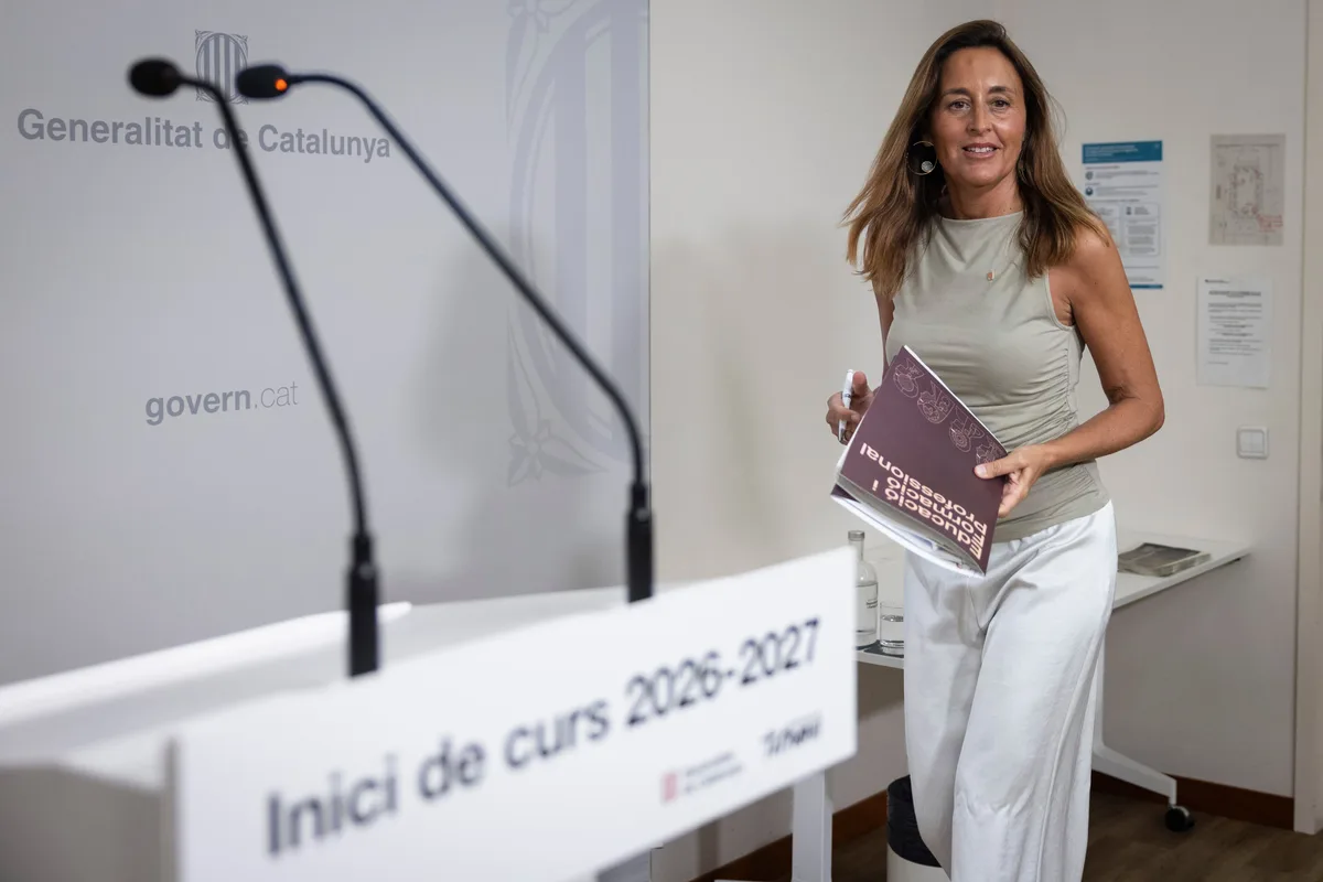 Educación fulmina la ‘número dos’ del departamento y abre expediente disciplinario a tres funcionarios tras el error de PISA en Cataluña