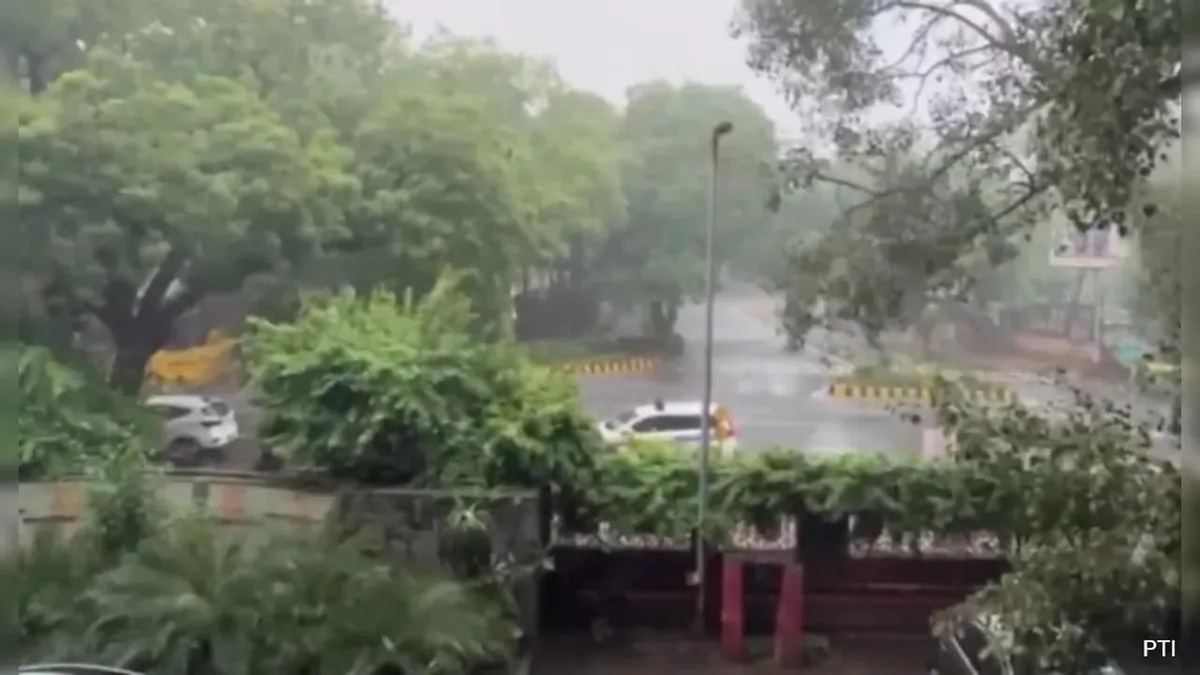 Rain Hits Parts Of Delhi, Weather Office Issues Red Alert