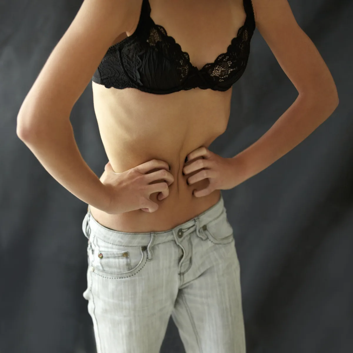 물만 마셔서 한 달에 20kg 뺀 여성, 결국 뇌에 문제 생겼다… 무슨 일?