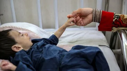 Malnutrition en Afghanistan : "C'est rare de voir autant de petits de moins de six mois dans un état grave", témoigne une membre de Médecins sans frontières sur place