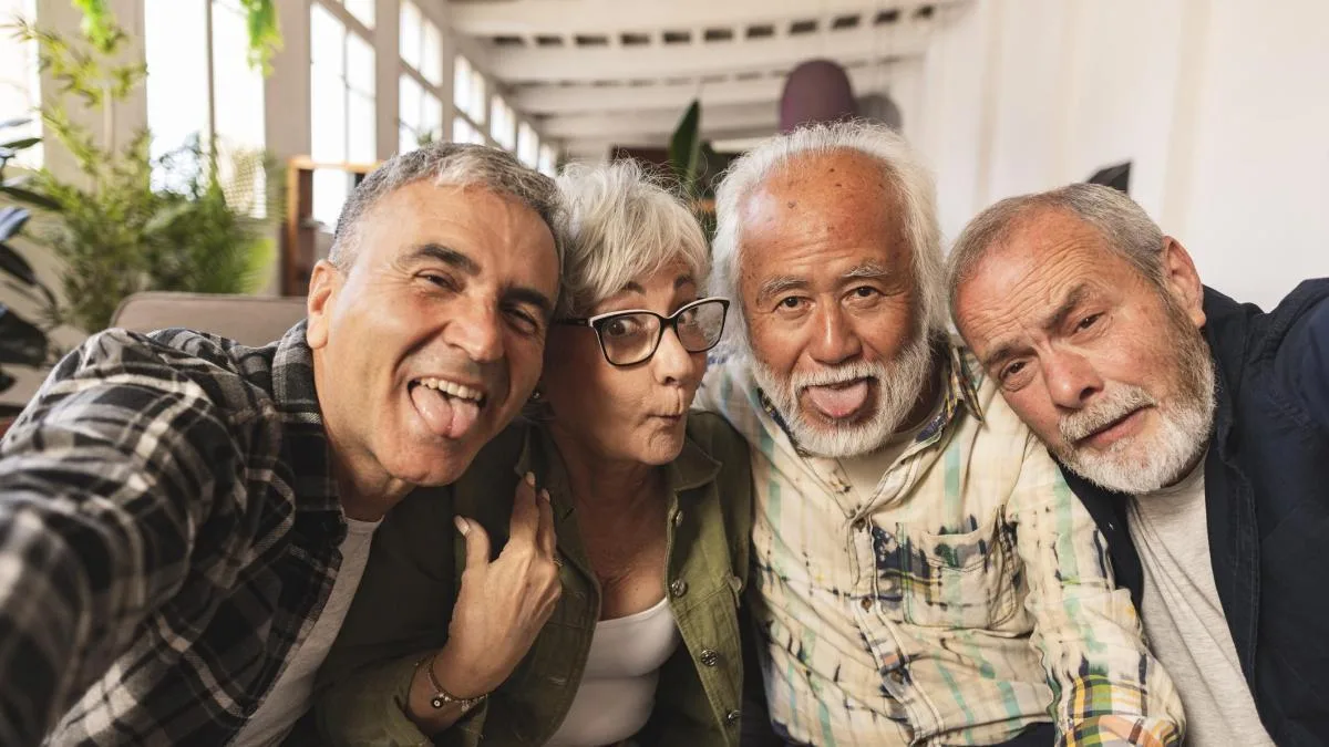 Por qué cuesta hacer amigos en la edad adulta