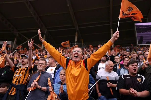 Hull City fans call out TNT Sports pundit during coverage of shock Man Utd win