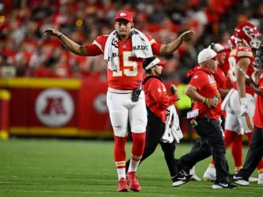 Chiefs QB Patrick Mahomes appears on track to start Week 1 against the Denver Broncos
