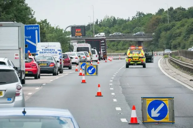 Police clarify exactly when to merge from outside lane — £100 fine and 3 points at risk