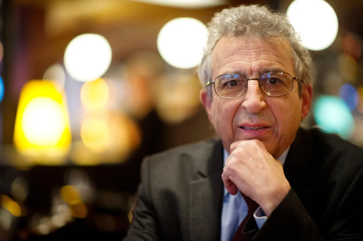 Jean Baubérot-Vincent : « Interdire le voile dans l’espace public serait impraticable, contre-productif et contraire à la laïcité »
