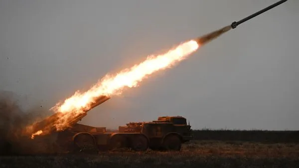 Russian Forces Strike Ukrainian Military Equipment Depot in Port Odessa