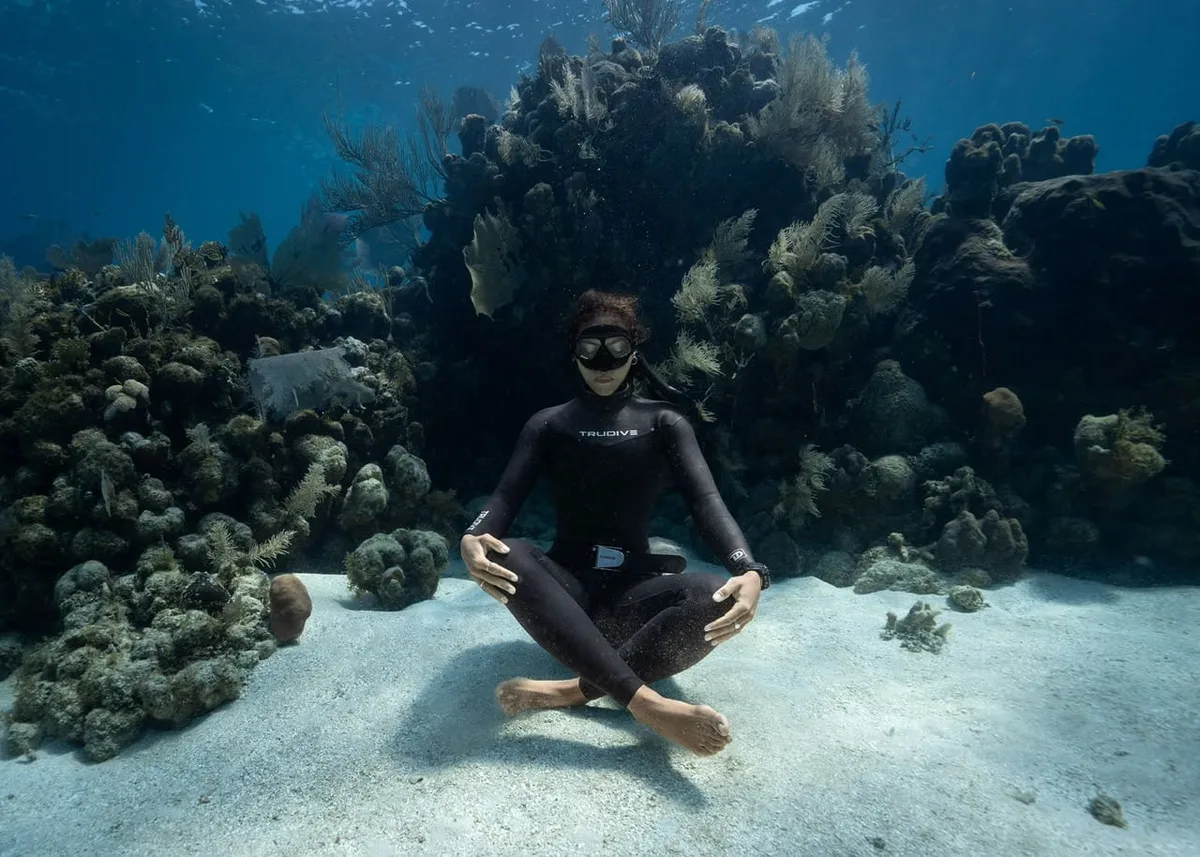 Apnea: la práctica milenaria de aguantar la respiración que hoy tiene Mundial y tres argentinos en competencia