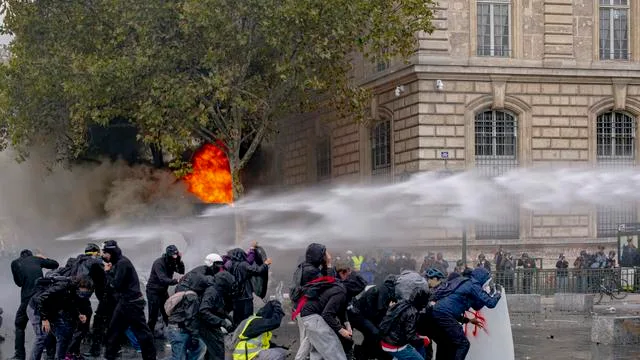 Proteste in Frankreich: Die Wut schwelt schon so lange