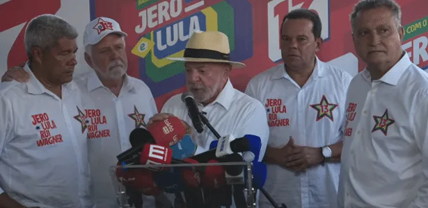 Um dia após defesa do senador na Globo, Lula não cita Jaques Wagner na BA