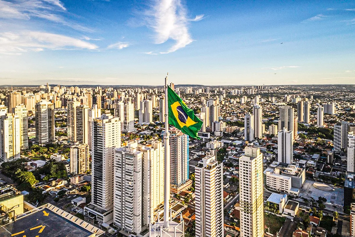 IA pode adicionar quase R$ 1 trilhão ao PIB brasileiro até 2030, diz estudo inédito