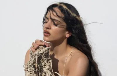 Rosalía fala sobre fim da “LUX Tour”, que teve mais de 50 shows: “Sentimentos dúbios”