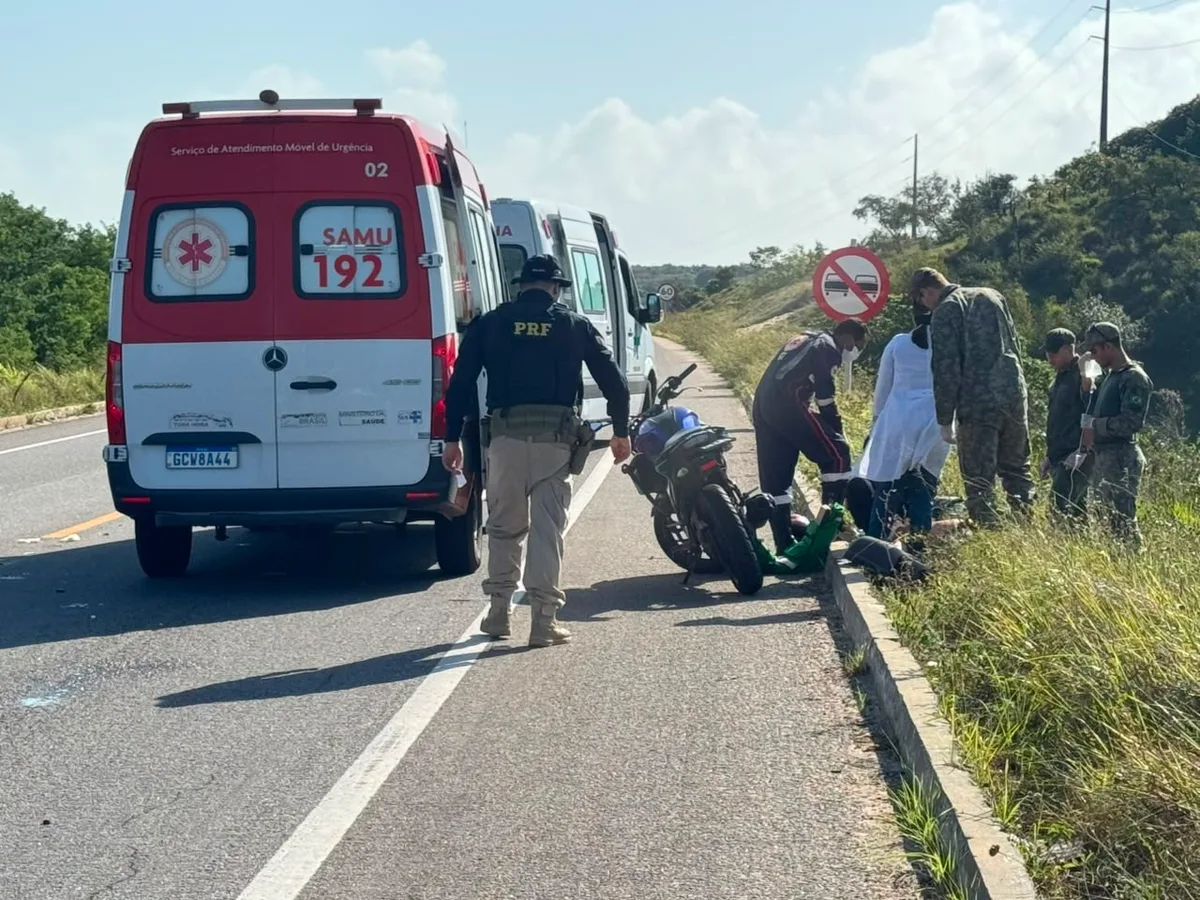 Acidente entre motos e bicicleta deixa quatro feridos na BR-101 na Grande Natal