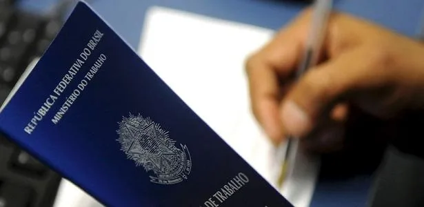 Fim da escala 6x1 aumenta valor pago por hora extra em até 10%
