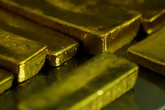 Ghana bars unrefined artisanal gold dore exports from September 1