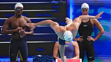 Le relais mixte français disqualifié sur le 4x100 m nage libre après un faux départ de Maxime Grousset