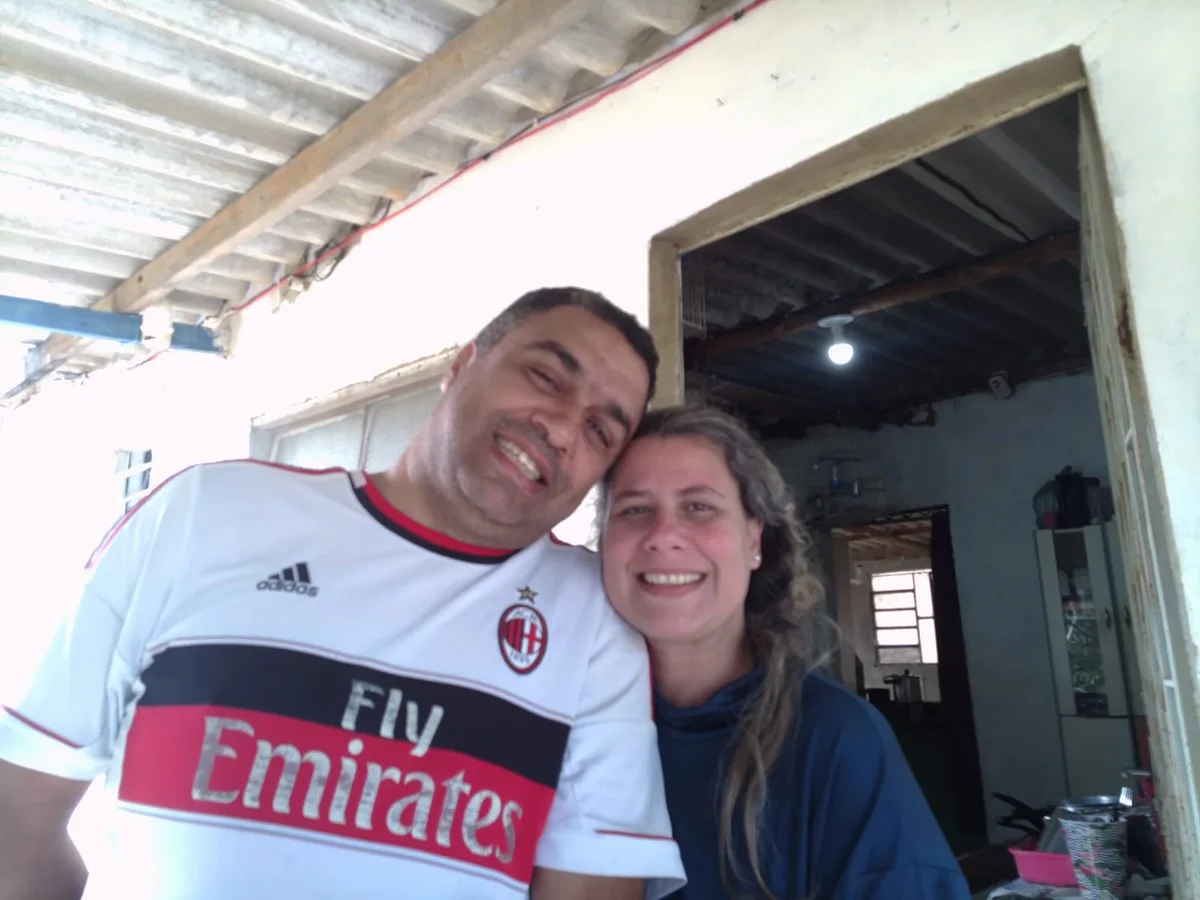 'Nunca desisti dele', diz mulher de ex-detento que deixou família para cursar Medicina a 2 mil km de casa