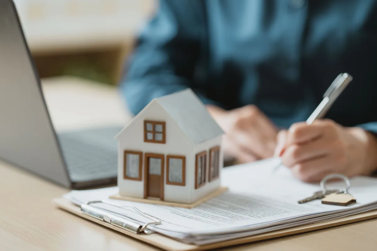 Immobilier : quand propriétaires et locataires règlent leur compte sur Internet