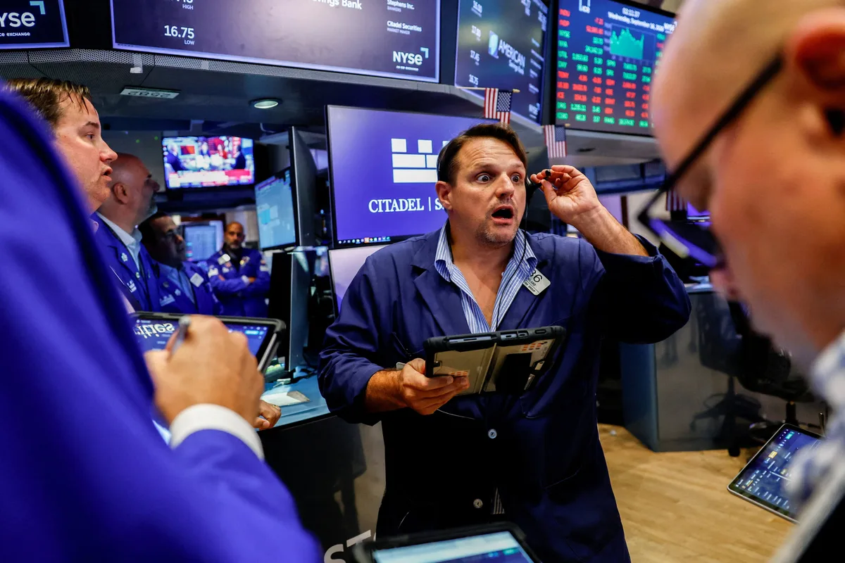 Mercados: caen las acciones y los bonos argentinos y vuelve a subir el riesgo país