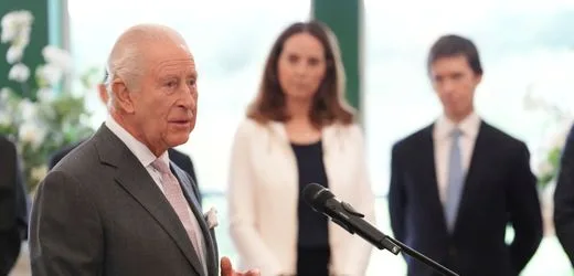 König Charles III. warnt vor »existenziellen Gefahren« von KI-Systemen
