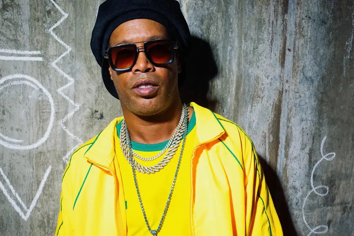 Ronaldinho Gaúcho prepara festa de noivado com Ingryd Guadagnin