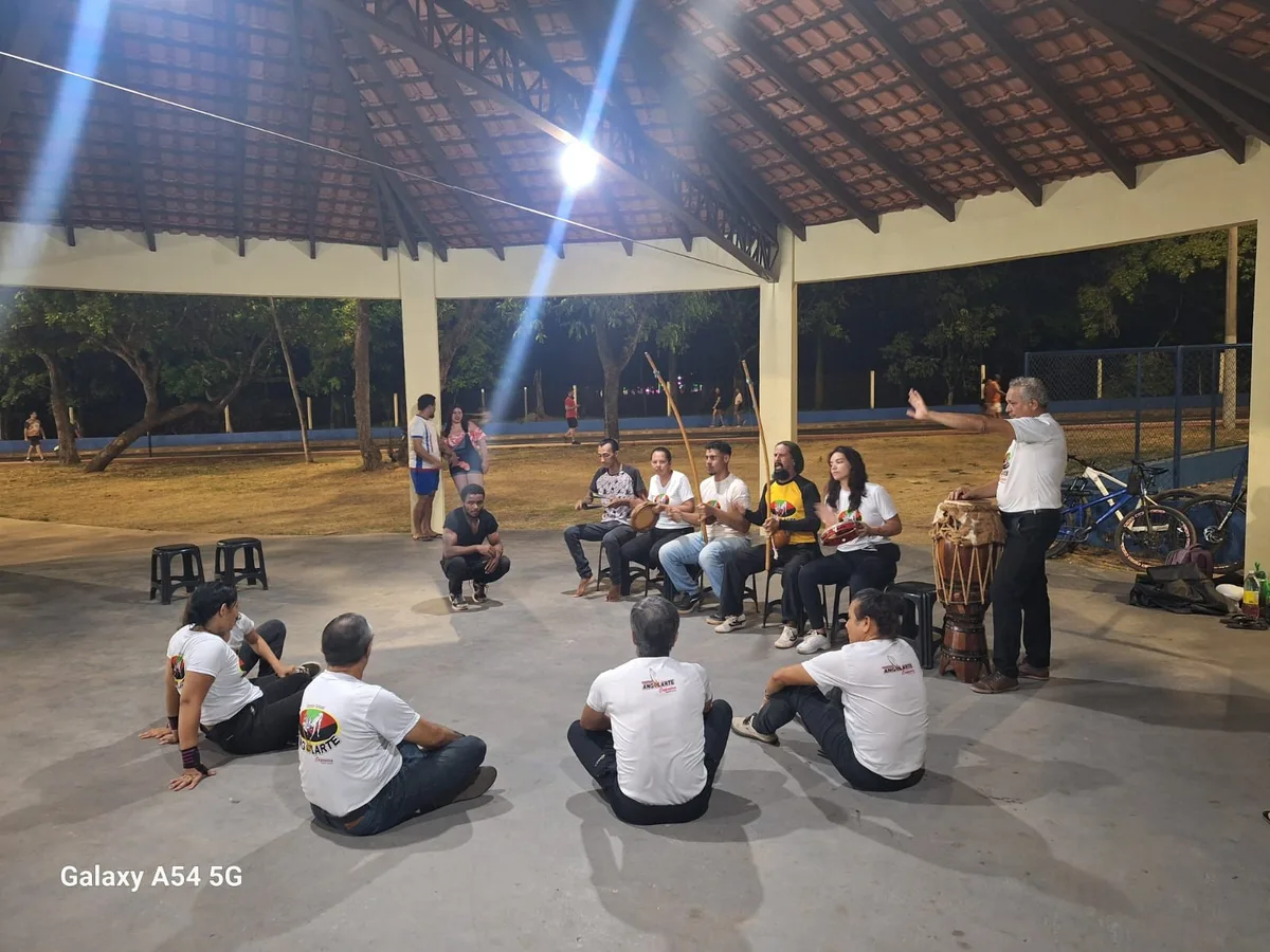 Parque da Cidade recebe "Aulão de Capoeira Angola" em parceria entre univerdade e Angolarte em Santarém