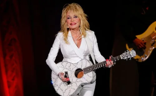 Dolly Parton murió tras una breve lucha contra el cáncer, revelan sus representantes