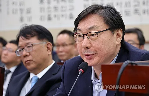 이화영 변호인이 쏘아올린 가석방…낮은 문턱에 정권마다 논란