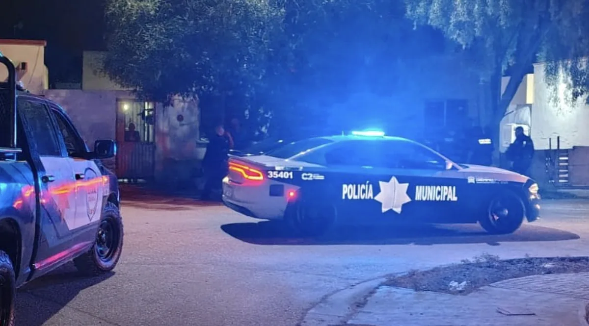 Torreón: sujeto golpea a su pareja con un bloque de concreto y escapa