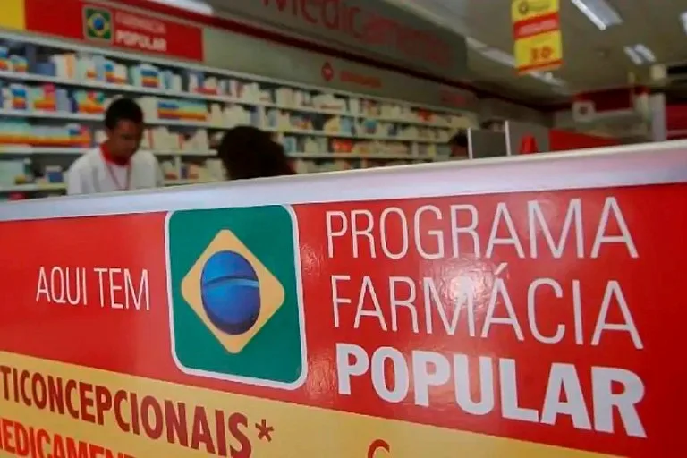 Farmácia Popular terá exames, IA e atendimento ampliado