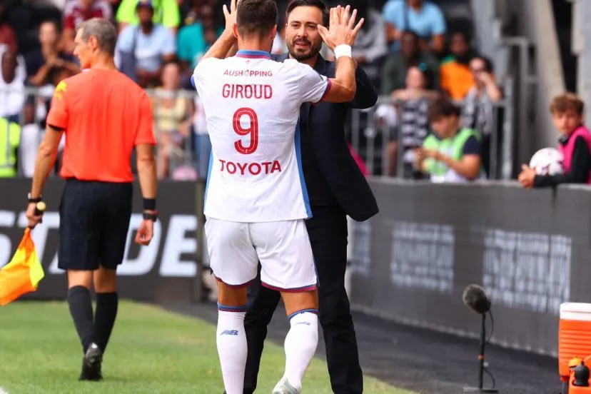 Avec un but d'Olivier Giroud pour la première de Davide Ancelotti, Lille assure contre Angers