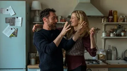 "Trois Adieux" : de l'ombre à la lumière sous la menace de la maladie, un récit dramatique filmé avec délicatesse par Isabel Coixet
