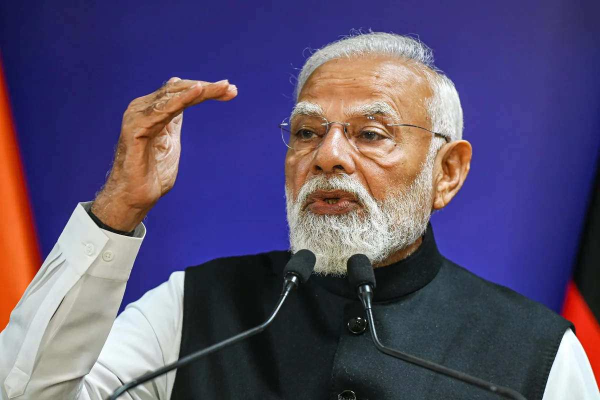 Modi at 25: Small signs, big challenge