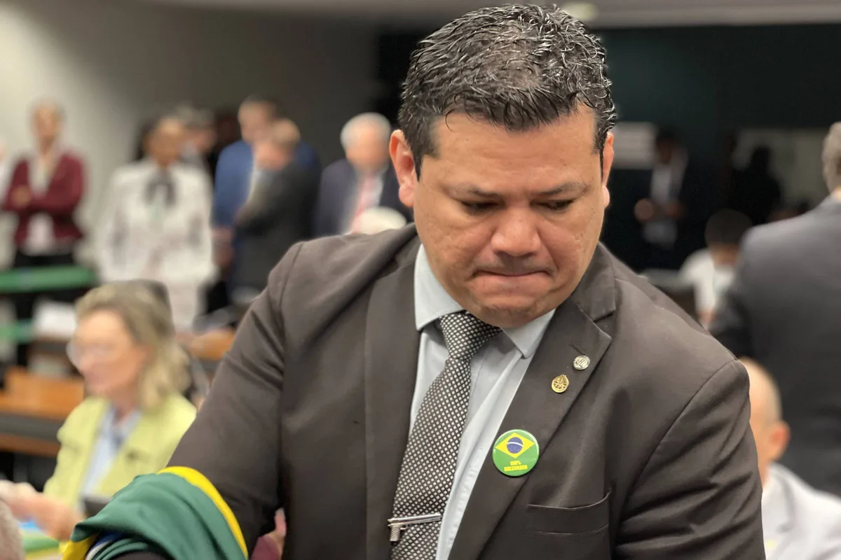 Primeira Turma do STF torna réu deputado do PL que disse querer a morte de Lula