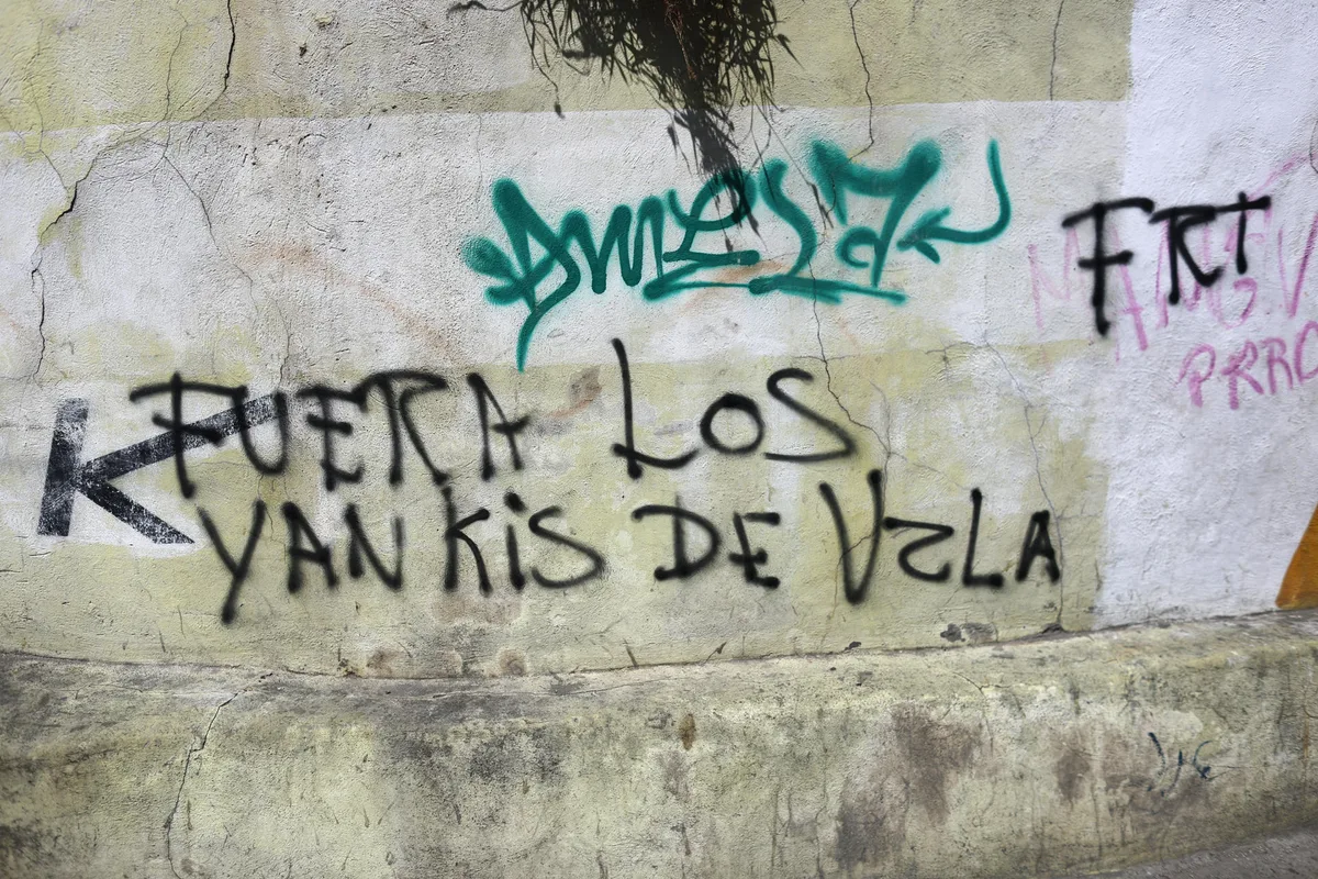 Del "Yankee Go Home" al pacto petrolero que archiva el antiimperialismo chavista