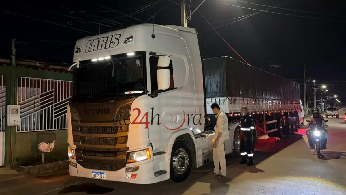 Motorista baiano morre dentro de carreta após fazer entrega de coco