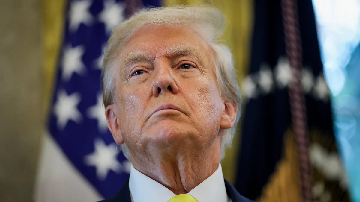 Trump Plots Last-Minute Cash Splash in Bid to Avoid Disaster