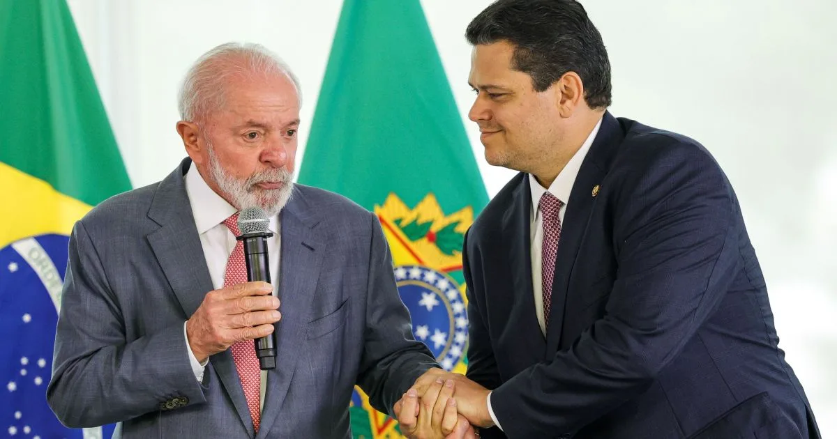 Após reunião, Alcolumbre diz que diálogo com Lula foi “restabelecido”