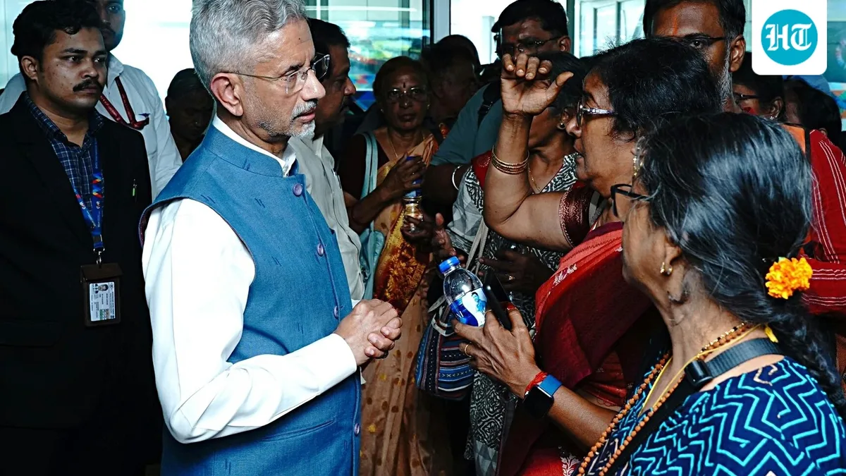 India sends 4th relief flight to flood-hit Nepal; 108 Indian nationals rescued, 275 still missing