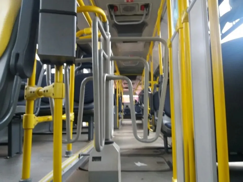 Homem é preso por importunação sexual em ônibus na Augusto Montenegro em Belém
