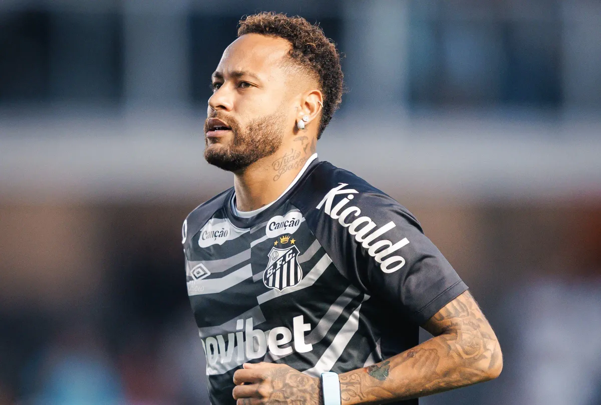 Cuca deixa presença de Neymar contra o Palmeiras em aberto: “Vamos fazer uma reavaliação”