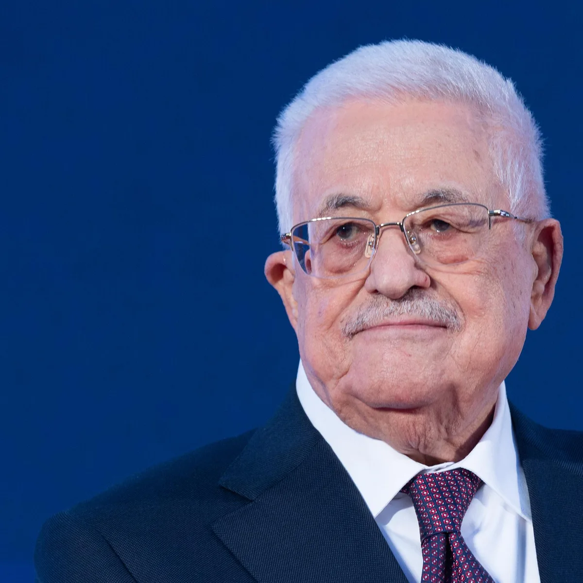 Palästinensergebiete - Präsident Abbas verschiebt Parlaments- und Präsidentenwahl
