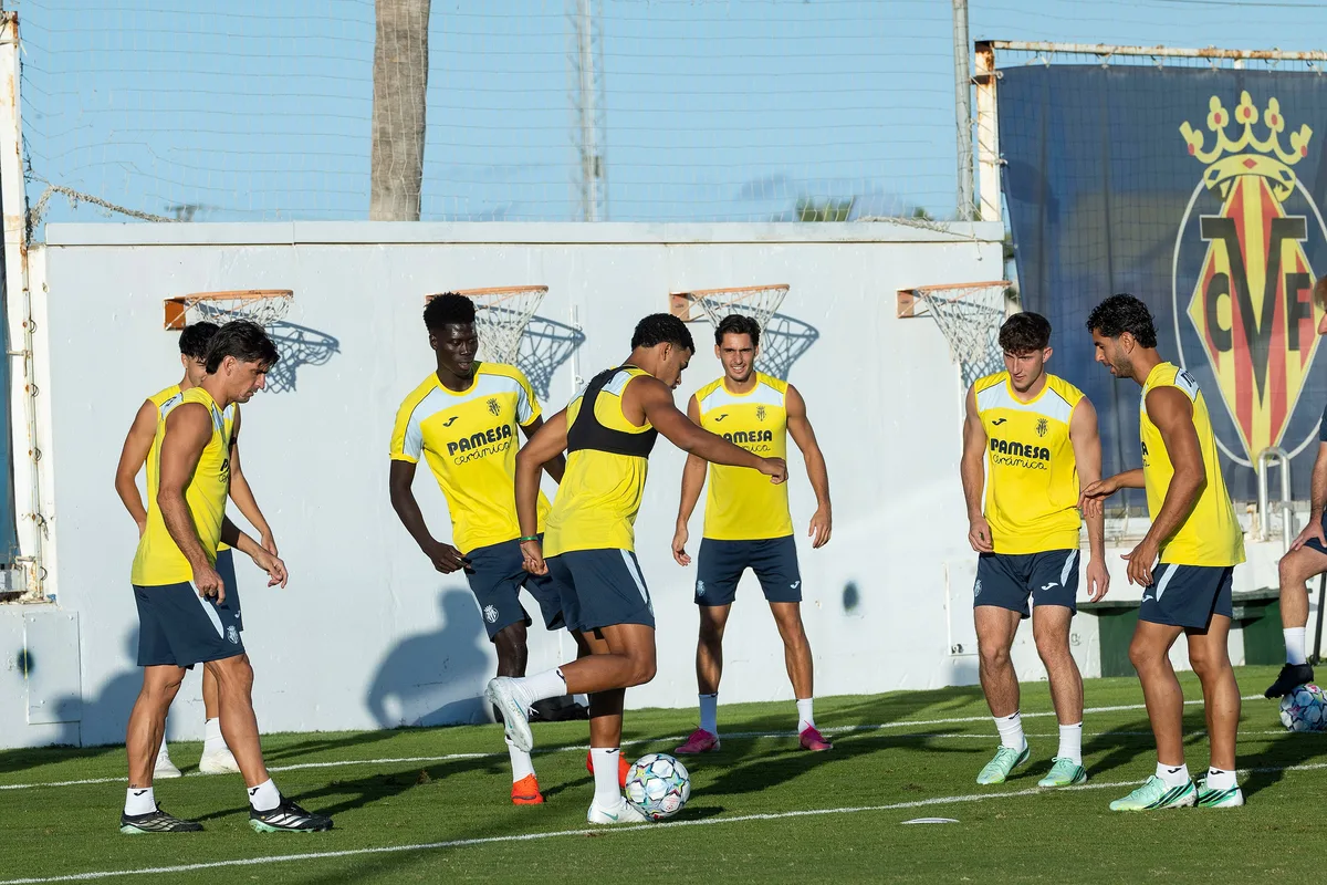 50 melodías de Champions