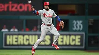 MLB: Luis Arráez logra una nueva marca personal mientras apunta a la corona de bateo