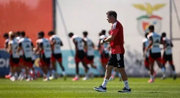 Benfica procura primeira vitória na Liga