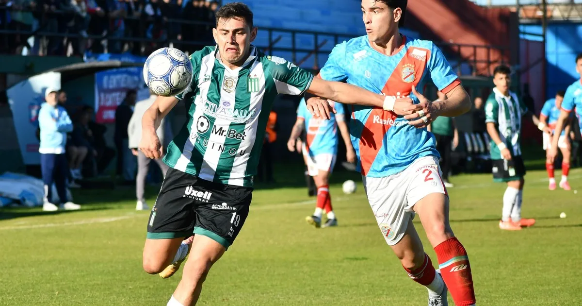 Arsenal goleó al líder y le puso picante a la cima de la Primera B