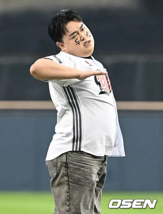 [사진]김규원, 최산 대신 먹산