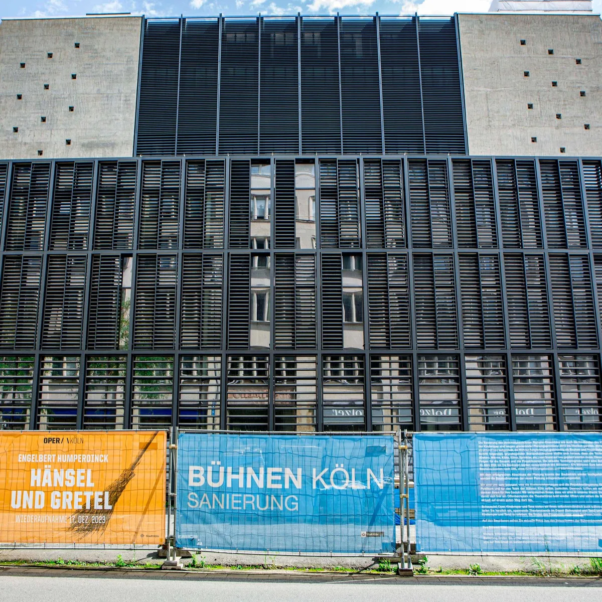 Nach 14 Jahren Bauzeit - Wiedereröffnung von Oper und Schauspielhaus in Köln
