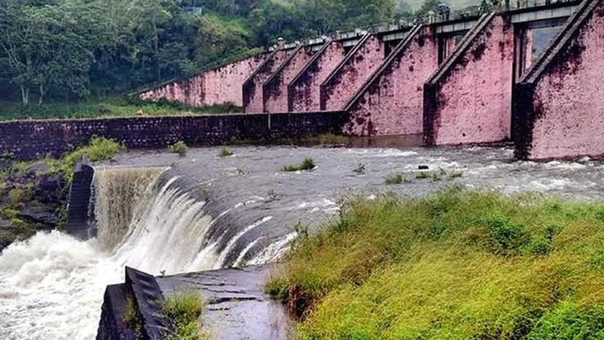 Water level in Mullaperiyar dam stands at 118.60 feet